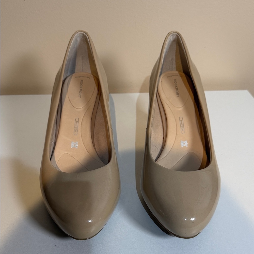 Rockport Women's trutech Taupe Patent Round-Toe Pumps - Neutral Taupe
